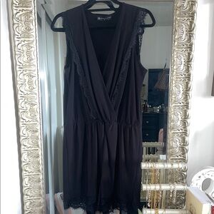 Black Sleeveless Lace romper size 0 plus